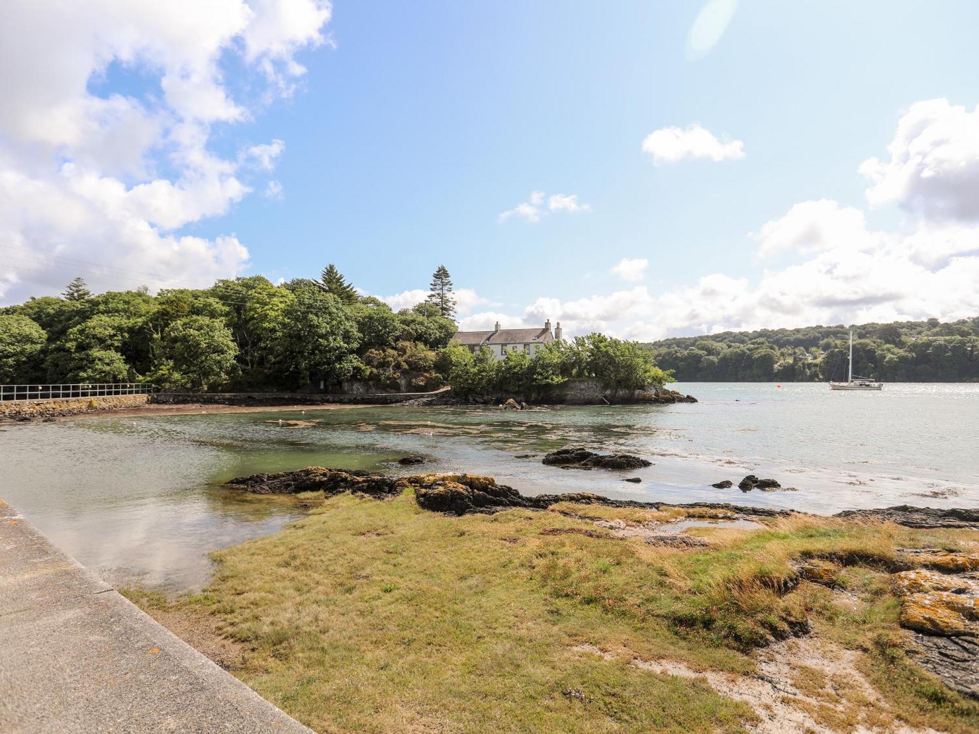 Ynys Faelog Cottage Menai Bridge Eksteriør billede
